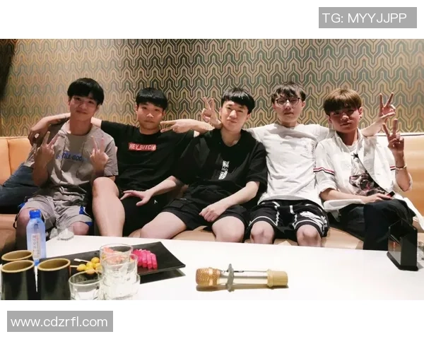 深入分析RNG战队运营策略与战术布局的成功之道